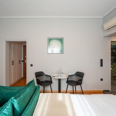Syntagma Bliss: Athens Hub Apartment Bagian luar foto