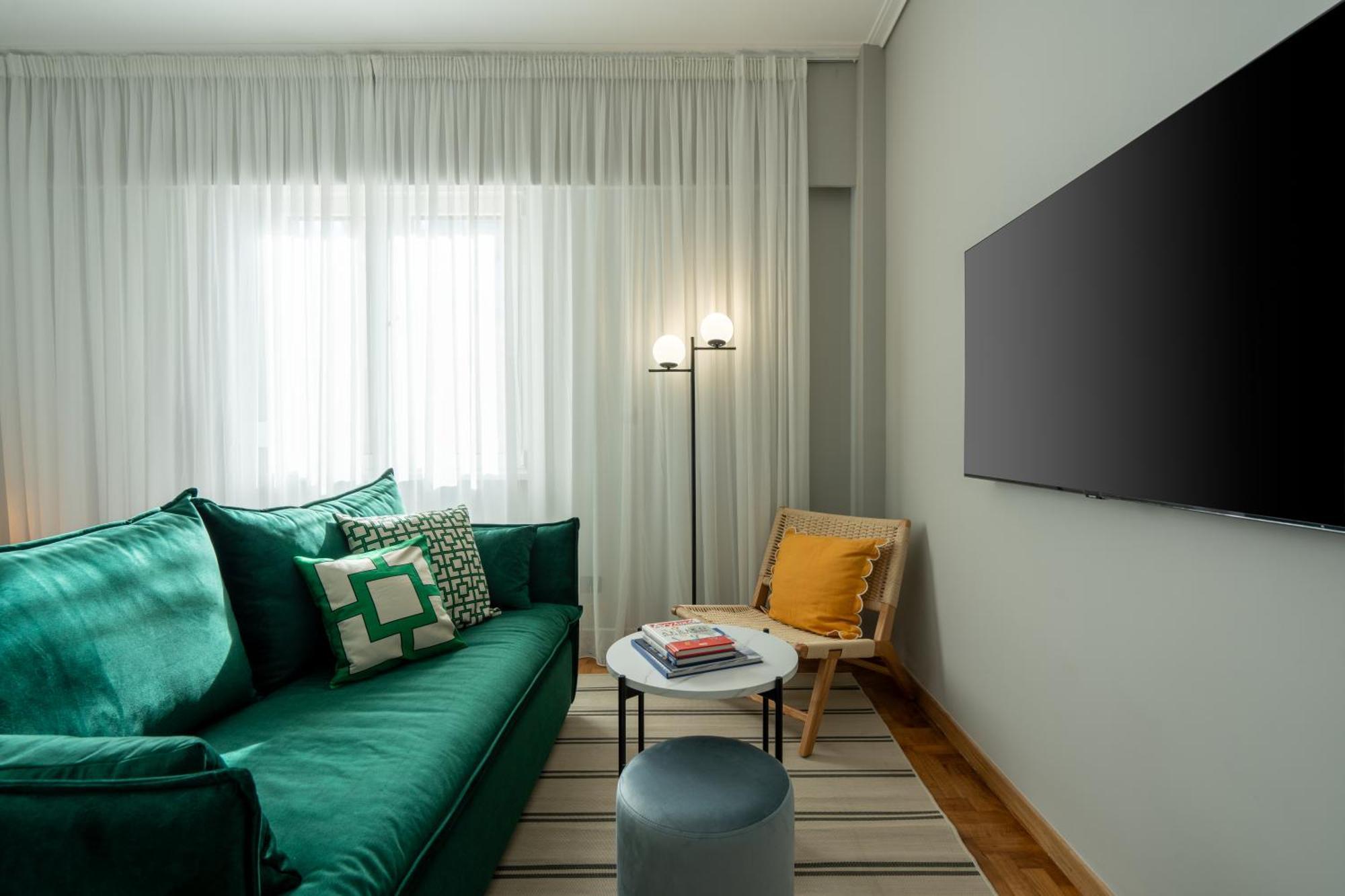 Syntagma Bliss: Athens Hub Apartment Bagian luar foto